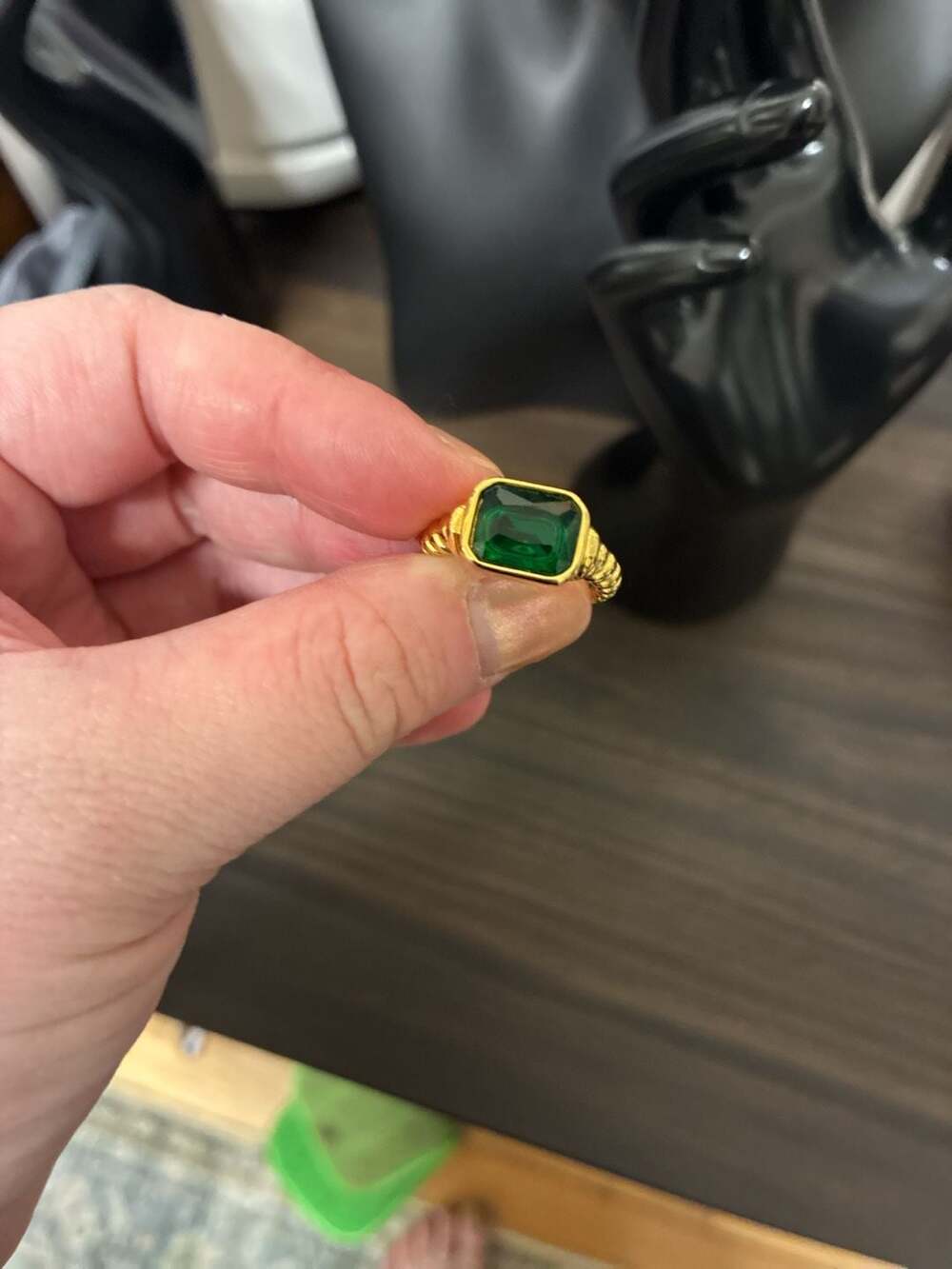 18K Gold Plated Twisted Signet Ring Emerald Green Zirconia